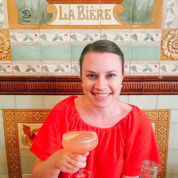 Meet your Posher, Jessica - Picture 3 of 3